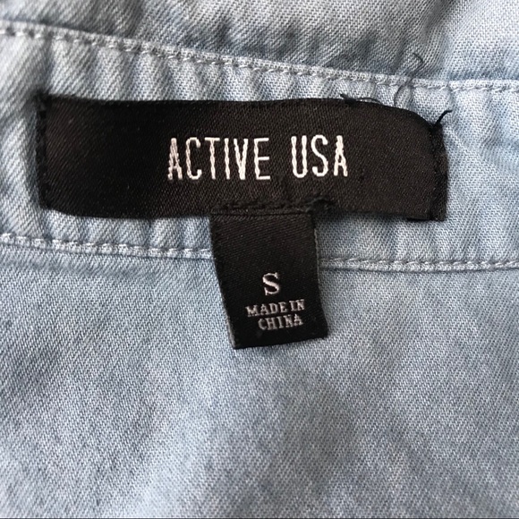 Active USA Button down chambray tunic size small - Picture 4 of 6